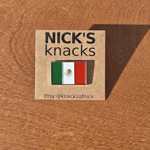 Mexico Flag Small Lapel Pin (1 in, 25.4 mm)