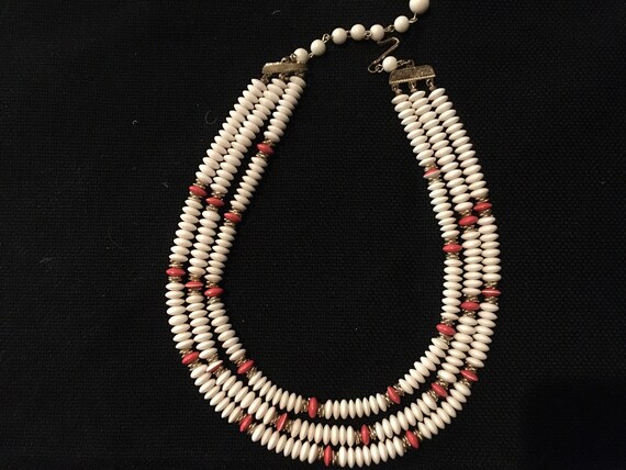 Vintage Costume Pink and White Coral Necklace and… - image 4