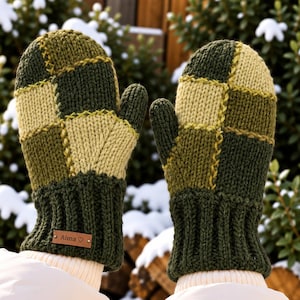 Hand Knitted Lamb Wool Mittens: Fleece Lined Patchwork Gloves
