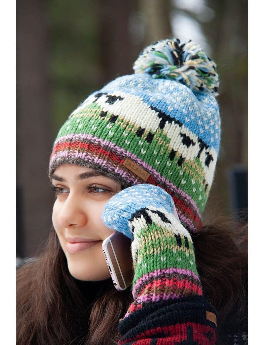 Handmade Lamb\'s Wool Fall and Winter Beanie Hat Colorful 100% Lamb Wool Hand Knitted Beanie/ Earflap Winter  main image 2