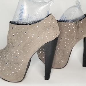 Womens Platform Heels | Gray 5 inch Heels | Pumps with Zipper Closure Size 7 M | Pleaser Shoes | Sexy Heels | Stiletto Heels | Vintage Shoes