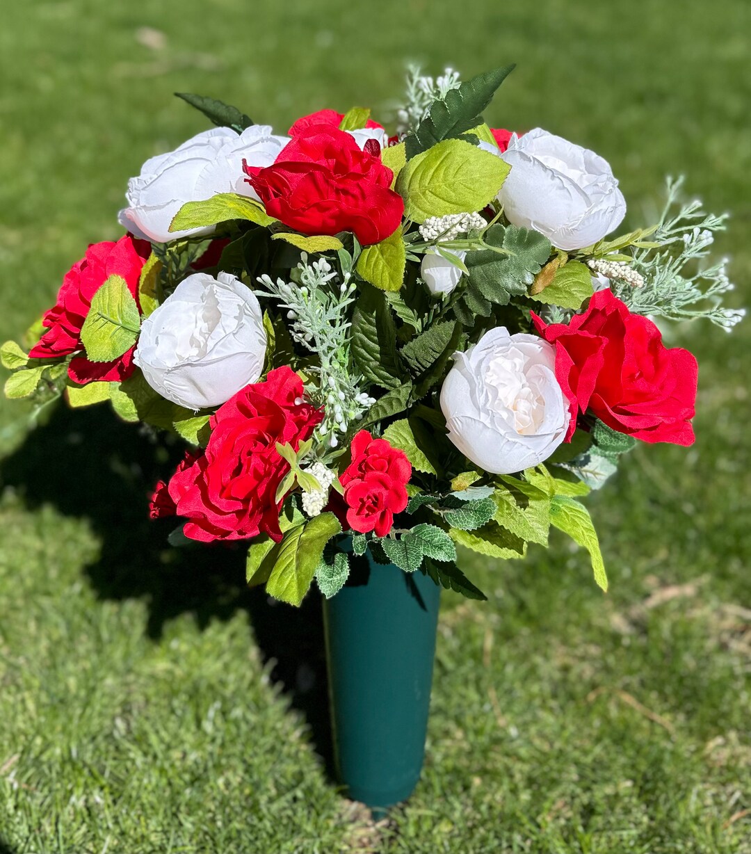 Cemetery Floral Arrangement, Cemetery Flowers, Cemetery Vase, Memorial ...