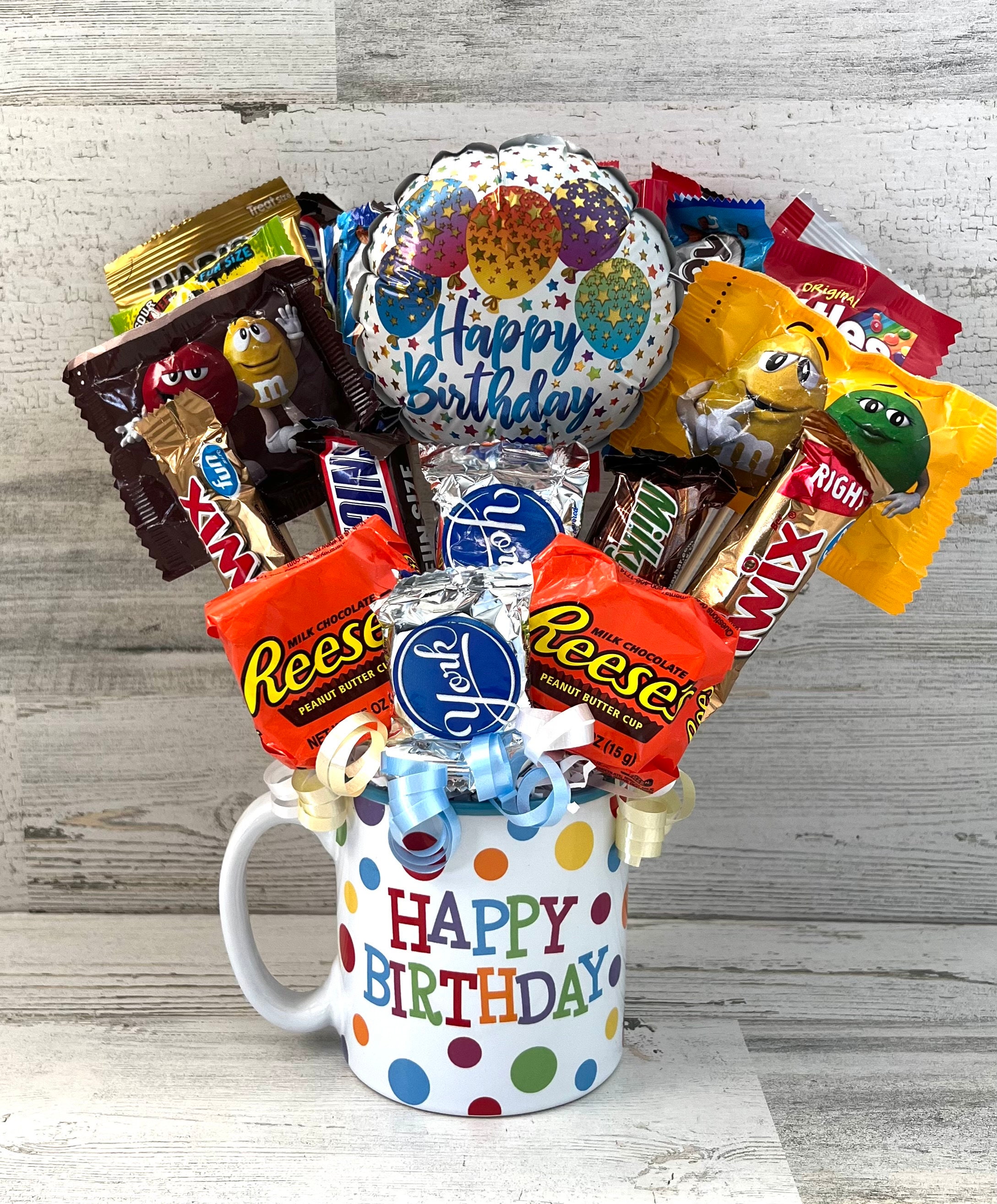 Birthday Candy Bouquet Mug Gift with Balloon, image size:2177x2628