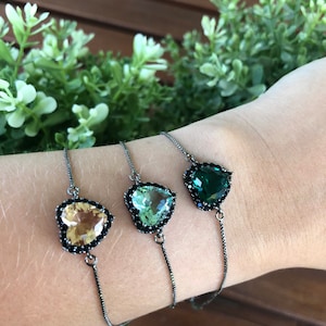 Bracelet with heart zircon