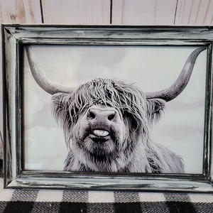 Highland Cow Sign | Farmhouse Decor | Distressed Frame | Rustic Farmhouse Decor | Easle Back | Hooks | Black & White