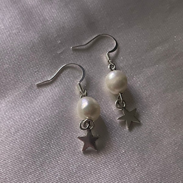 Y2K Pearl Star Earrings | Fairycore Celestial Coquette Dainty Aesthetic Handmade Hook Dangly Charm Silver Jewelry | Pearl Amongst The Stars