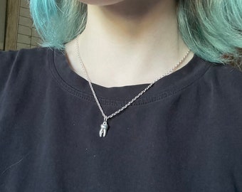 Tooth Necklace | Gothic Y2K Fairycore Handmade Adjustable Silver Chain Dainty Pinterest Inspired Fairy Shiny Spooky Jewelry