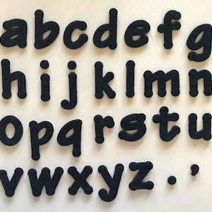 2 "minúsculas Charcoal Gray Wool Applique Letters Backed with Heat n Bond Lite Fusible Adhesive