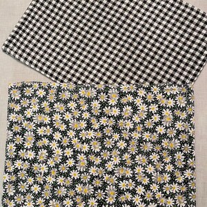 Black and White Daisy and Check Placemats (set of 4 or 2)