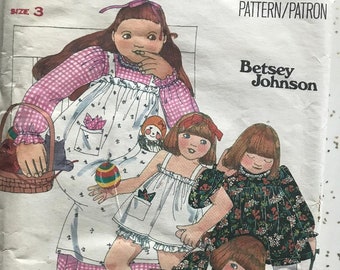 1970s BETSEY JOHNSON Butterick Children's Boho Prairie Smock Dress with Pinafore Sewing Pattern - Butterick 5279 - Size 3