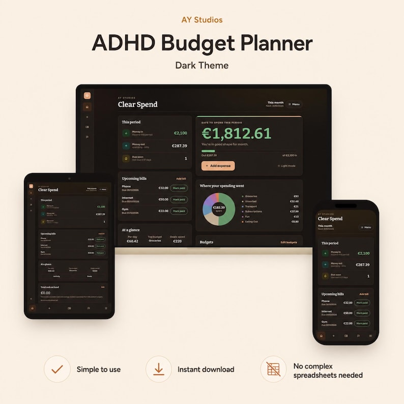 Pode incluir: Um planejador de or&ccedil;amento TDAH digital com tema escuro exibido em um laptop, tablet e smartphone. A interface apresenta o texto Clear Spend, dados financeiros, um gr&aacute;fico de pizza e listas de contas com valores em euros.