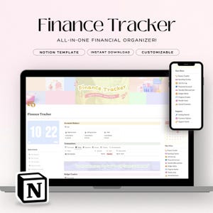 Puede incluir: Un ordenador port&aacute;til y un smartphone muestran una interfaz de organizador financiero. La pantalla del port&aacute;til muestra un panel detallado con saldos de cuentas y detalles de transacciones. El smartphone muestra un men&uacute;. El texto "Finance Tracker" es visible.