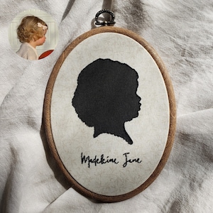 Custom Silhouette Portrait, Child Portrait, Embroidery Portrait, Personalized Baby Silhouette, Personalized Mother&#39;s Gift, Pet Owner Gift