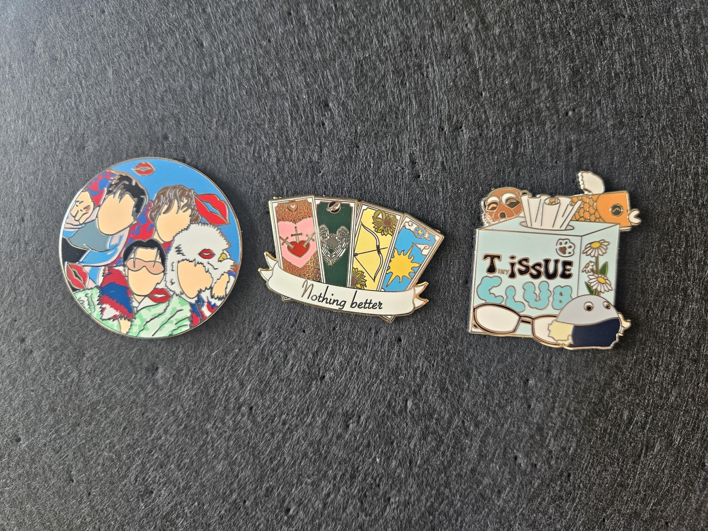 アイドル SEVENTEEN HOLIDAY PINS SEVENTEEN - HAPPY BURSTDAY POP-UP Official MD - K PLACE