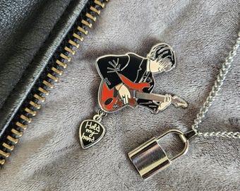 Stray Kids "Hold My Hand" Enamel Pin