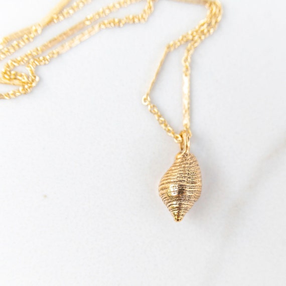 Dove Shell Necklace - Etsy