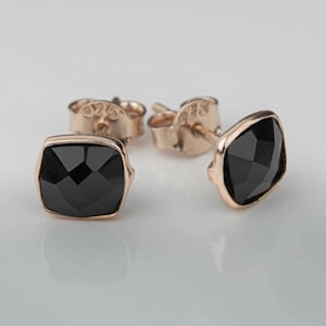 Rose Gold Black Onyx Stud Earring