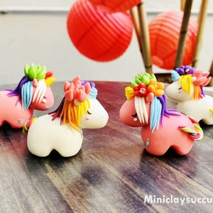 Regalos de unicornio arcoíris en miniatura, lindo unicornio Kawaii, unicornio de San Valentín, caballo de unicornio hecho a mano, cumpleaños de unicornio de novia para hija
