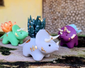 Miniature Triceratops dinosaur, Set Christmas Dinosaur toy for him, Gifts idea kid, Birthday Figures dinosaur for her, Tiny dinosaur for mom
