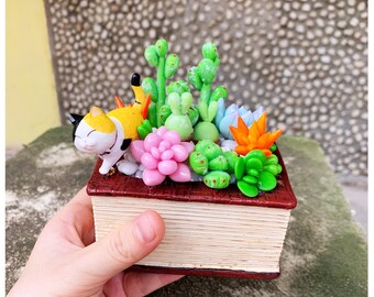 Cute Garden Succulents & cat, Unique Terrarium clay Succulents plants, Funny Cat gifts lover, Mini Book lover gift, Succulents gifts for mom