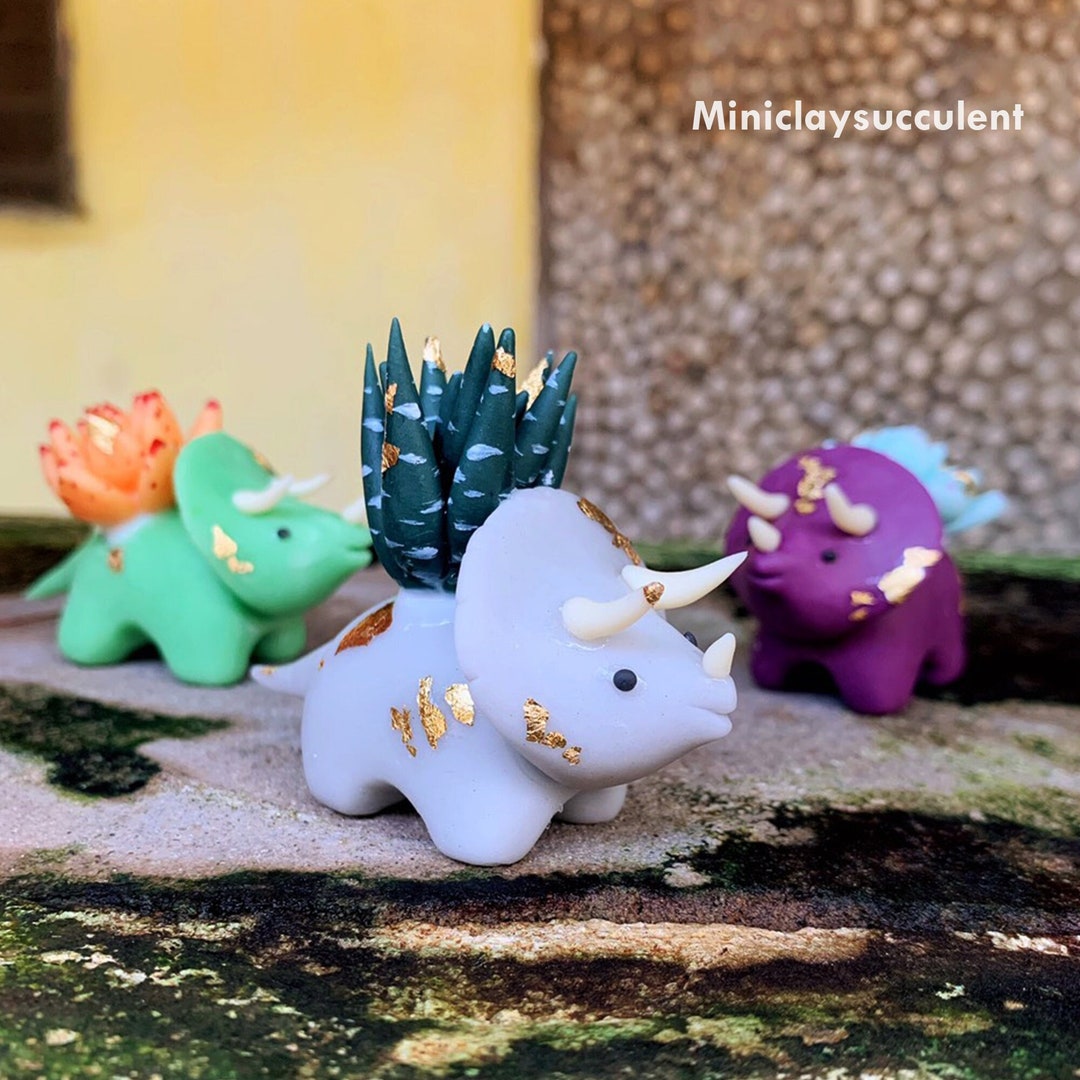 Miniature Triceratops Dinosaur Set Christmas Dinosaur Toy For Him Gifts Idea Kid Birthday Miniature Triceratops Dinosaur Set Christmas Dinosaur Toy For Him Gifts Idea Kid Birthday