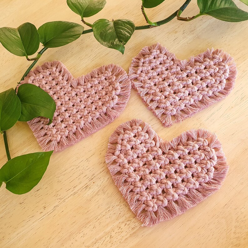 HART Macrame Coaster set / Choose your Colour / Handmade Coasters / Heart shaped Coasters / Valentines Gift / Custom Coasters image 2