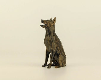 Low Poly Malinois Figurine, Hand Painted Belgish Shepherd Sculpture, Unique Gift for Dog Lovers and Pet Owners, Interior Design Office Decor