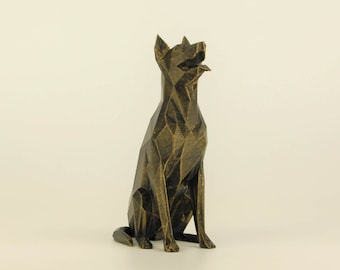 Low Poly Malinois Figurine, Hand Painted Belgish Shepherd Sculpture, Unique Gift for Dog Lovers and Pet Owners, Interior Design Office Decor