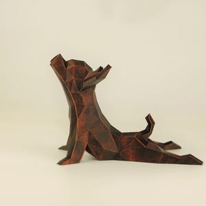Süße Chihuahua Yoga Figur, Low Poly Hunde Skulptur, Einmaliges Geschenk für Hundeliebhaber und Haustierbesitzer, Deko für Wohnzimmer von Polyrized3D