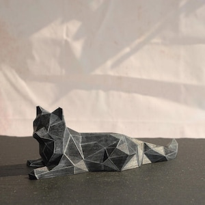 Low Poly Cat Figurine | Lying Kitten Sculpture | 3D Printed & Hand Painted | Unique Christmas Gift | Home and Office Decor