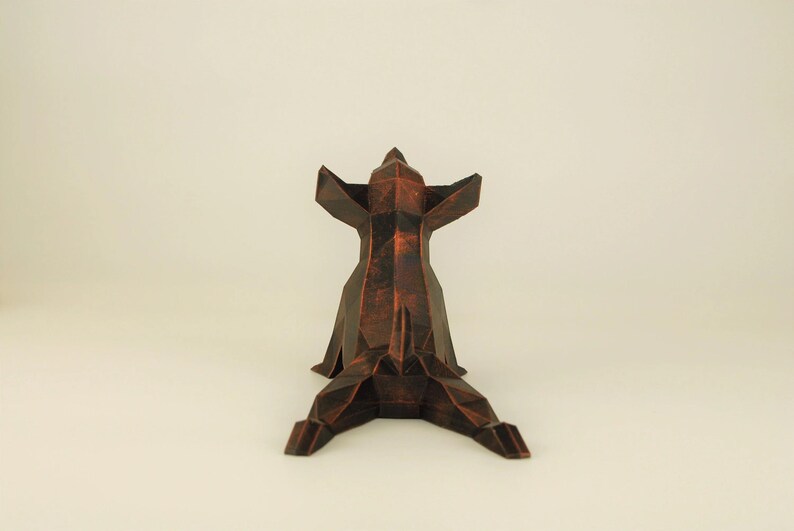 Süße Chihuahua Yoga Figur, Low Poly Hunde Skulptur, Einmaliges Geschenk für Hundeliebhaber und Haustierbesitzer, Deko für Wohnzimmer von Polyrized3D