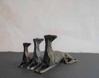 Whippet Hundefigur Low Poly | Windhund Tierskulptur, Greyhound | 3D-gedruckt & handbemalt | Einzigartiges Weihnachtsgeschenk | Deko