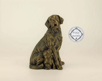 Golden Retriever Figurine, Hand Painted Labrador Retriever Sculpture, Unique Gift for Dog Lovers and Pet Owners, Interior Design Decor