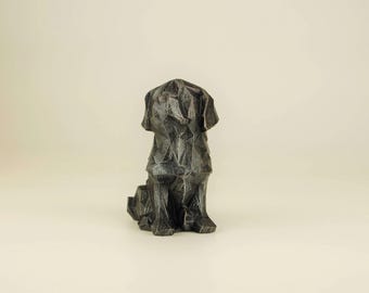 Low Poly Golden Retriever Figurine, Hand Painted Labrador Sculpture, Unique Gift for Dog Lovers and Pet Owners, Interior Design Office Decor