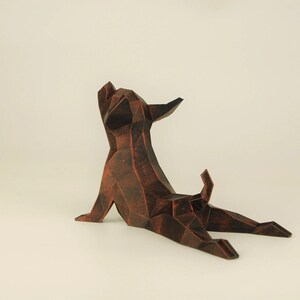 Süße Chihuahua Yoga Figur, Low Poly Hunde Skulptur, Einmaliges Geschenk für Hundeliebhaber und Haustierbesitzer, Deko für Wohnzimmer von Polyrized3D