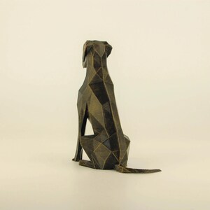 Low Poly Deutsche Dogge Figur, Handbemalte Hundeskulptur, Einzigartiges Geschenk für Hundeliebhaber und Haustierbesitzer, Deko für Zuhause von Polyrized3D