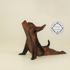 Süße Chihuahua Yoga Figur, Low Poly Hunde Skulptur, Einmaliges Geschenk für Hundeliebhaber und Haustierbesitzer, Deko für Wohnzimmer von Polyrized3D