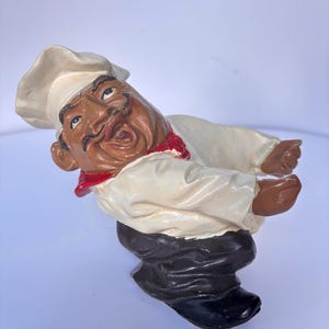 Chef Resin Figurine - Wine / Oil Bottle Holder - Kitchen Decor