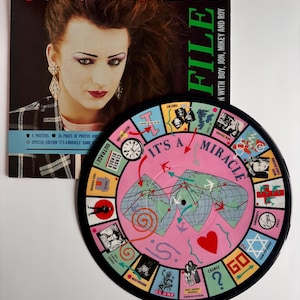 Nature Club - Portrait-Magazin & „It&#39;s a Miracle“ -Piperce Disc Set - 1984 UK Special Edition – Boy George Sammlerstück