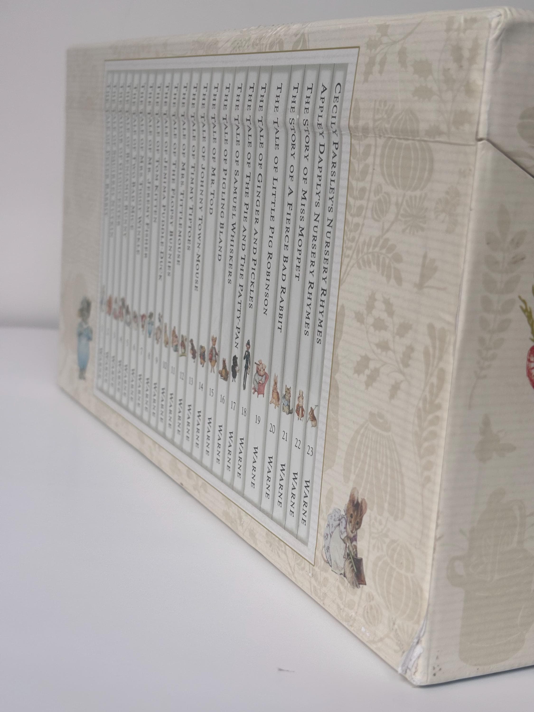 The World of Peter Rabbit Book Set | Beatrix Potter Tales 1