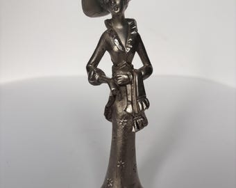 ペルトロの女性と束（イタリア）台座付きピューター像、新品同様