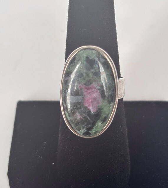 Oval Ruby Zoisite .925 Sterling Silver Ring - Siz… - image 1