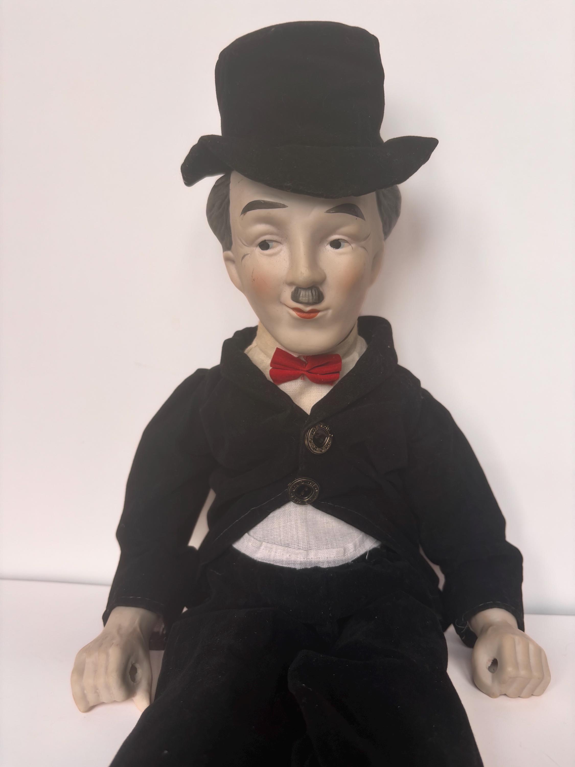 Vintage Collection Charlie Chaplin 24 corps en tissu de porcelaine de porcelaine avec canne - France