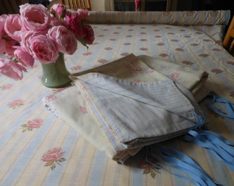 Laura Ashley Tissu d'ameublement inutilisé et linge de lit assorti