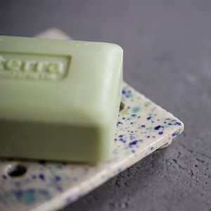 Soap dish for small soaps