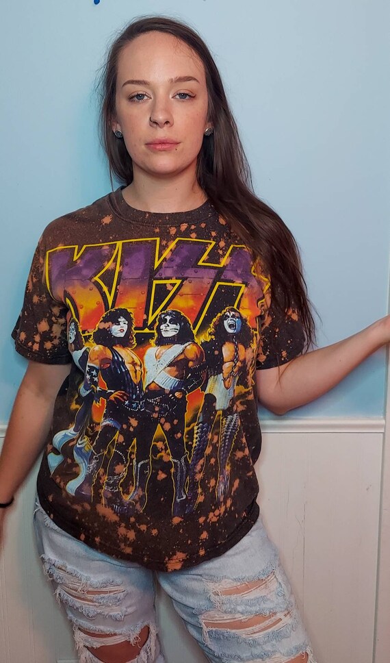 Kiss T-shirt / Bleached Shirt / Band 