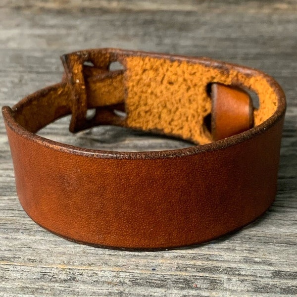 Leather cuff bracelet