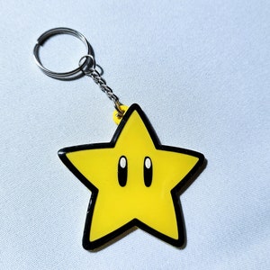 Super Star Keychain from Nintendo Super Mario Games - Cute Keychain Retro Tag Lanyard Gift 80s Video Game