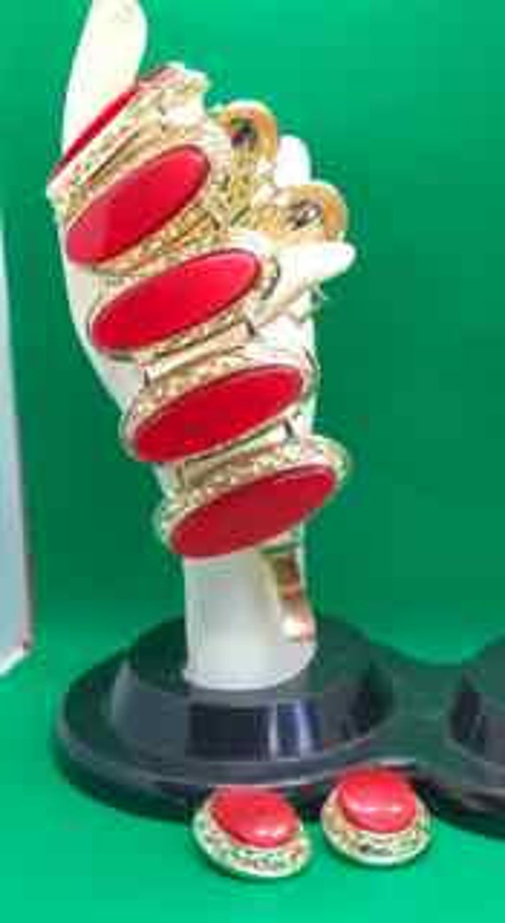 KRAMER Bracelet & clip on earrings