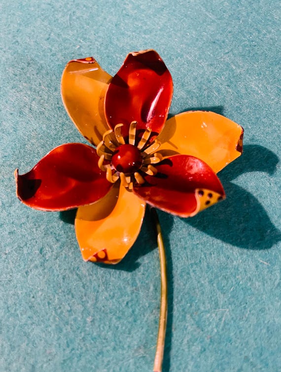 Flower Power Brooch
